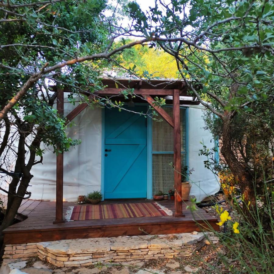 Love Frequency - יורט קסום במתת Exterior photo