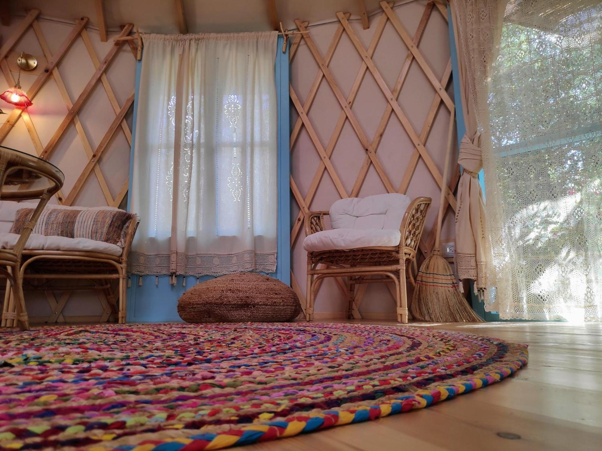 Love Frequency - יורט קסום במתת Exterior photo